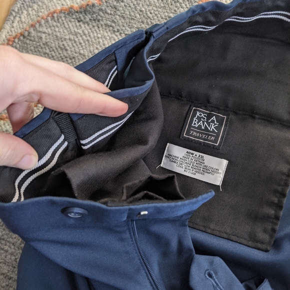 Jos A Bank travelers performance pant navy blue - Picture 4 of 6